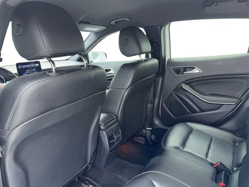 Used 2020 Mercedes-Benz GLA 250 image 39