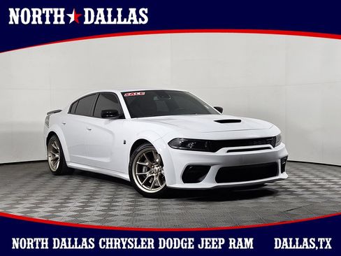 Used 2023 Dodge Charger Scat Pack RWD image 1