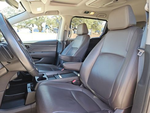 Used 2019 Honda Odyssey EX-L image 13