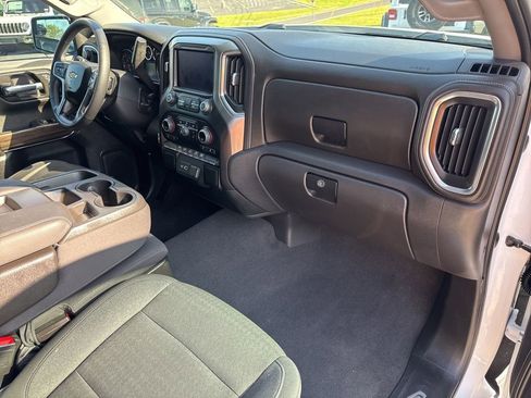 Used 2022 Chevrolet Silverado 1500 LT AWD/4WD image 28