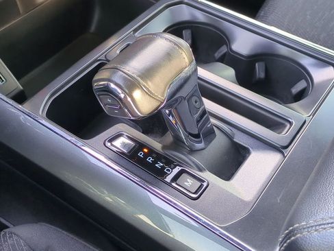 Certified 2022 Ford F150 XLT w/ Equipment Group 302A High image 38