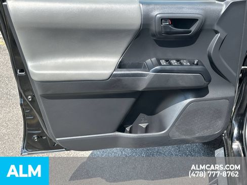 Used 2023 Toyota Tacoma SR AWD/4WD image 11