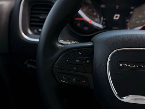 Used 2018 Dodge Charger SXT w/ Blacktop Package image 30