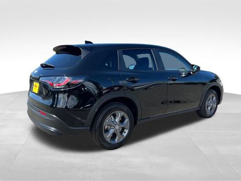 New 2027 Honda HR-V LX image 8