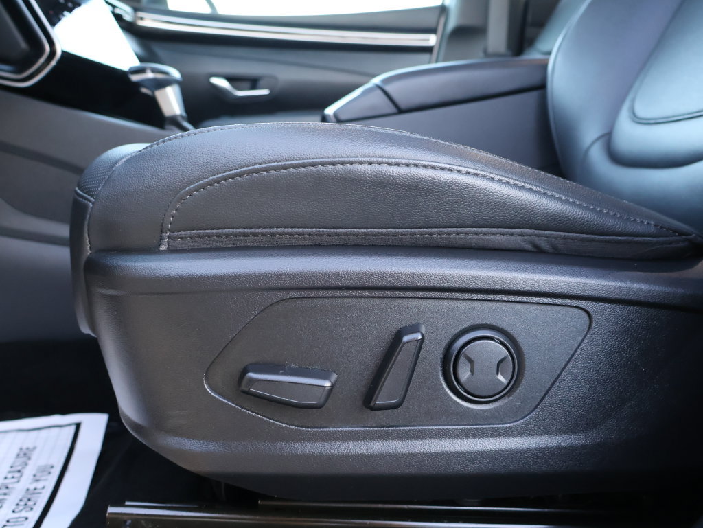 Used 2024 Hyundai Santa Cruz XRT AWD/4WD image 9