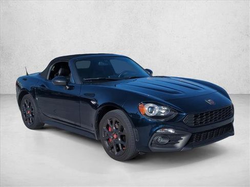 Used 2018 FIAT 124 Spider Abarth w/ Convenience Group image 3