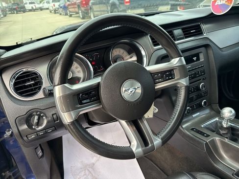 Used 2012 Ford Mustang GT Premium w/ Brembo Brake Pkg image 28