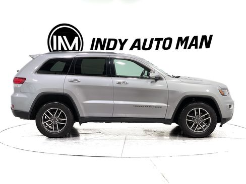 Used 2020 Jeep Grand Cherokee Limited w/ Premium Lighting Group AWD/4WD image 3