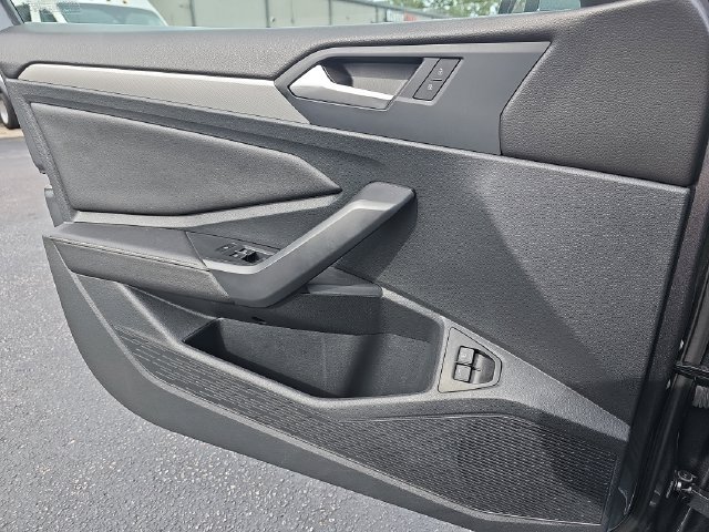 Used 2024 Volkswagen Jetta S FWD image 29