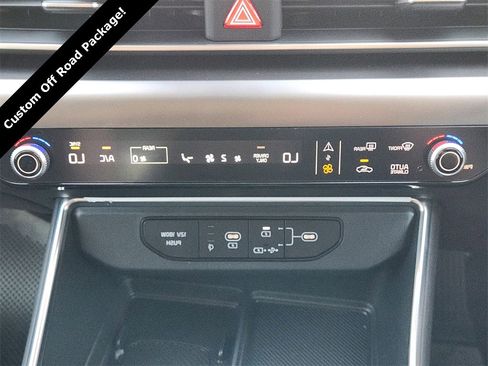 New 2026 Kia Carnival SX w/ SX Dark Edition Package image 36