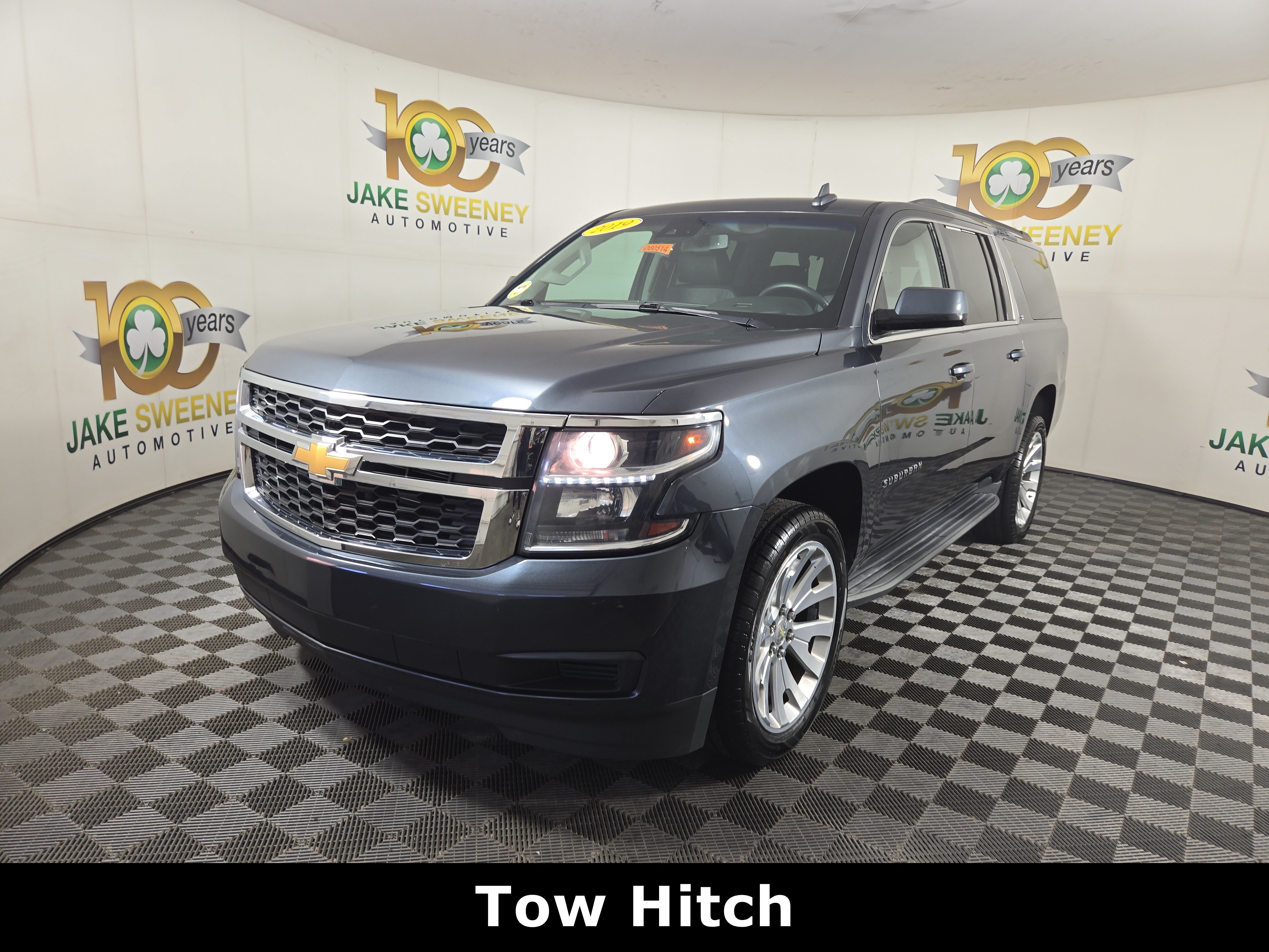 Certified 2019 Chevrolet Suburban LT RWD image 3