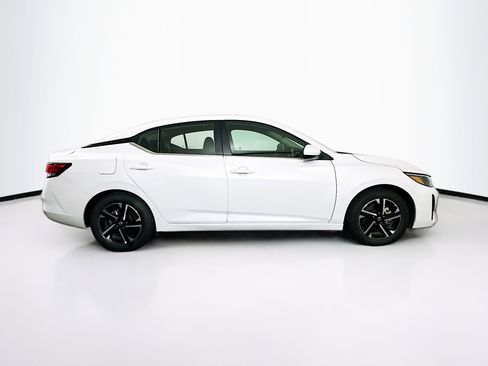 Used 2024 Nissan Sentra SV image 10