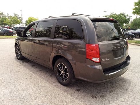 Used 2018 Dodge Grand Caravan GT FWD image 7