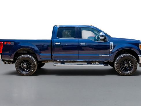 Used 2018 Ford F250 Lariat w/ Chrome Package AWD/4WD image 5