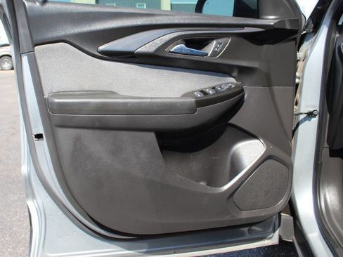 Used 2023 Chevrolet TrailBlazer LT w/ Convenience Package image 17