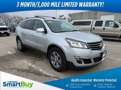 Used 2017 Chevrolet Traverse LT image 1
