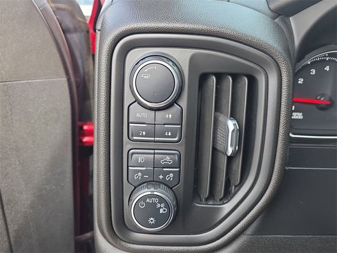 Certified 2021 Chevrolet Silverado 1500 Custom Trail Boss w/ Safety Confidence Package image 17