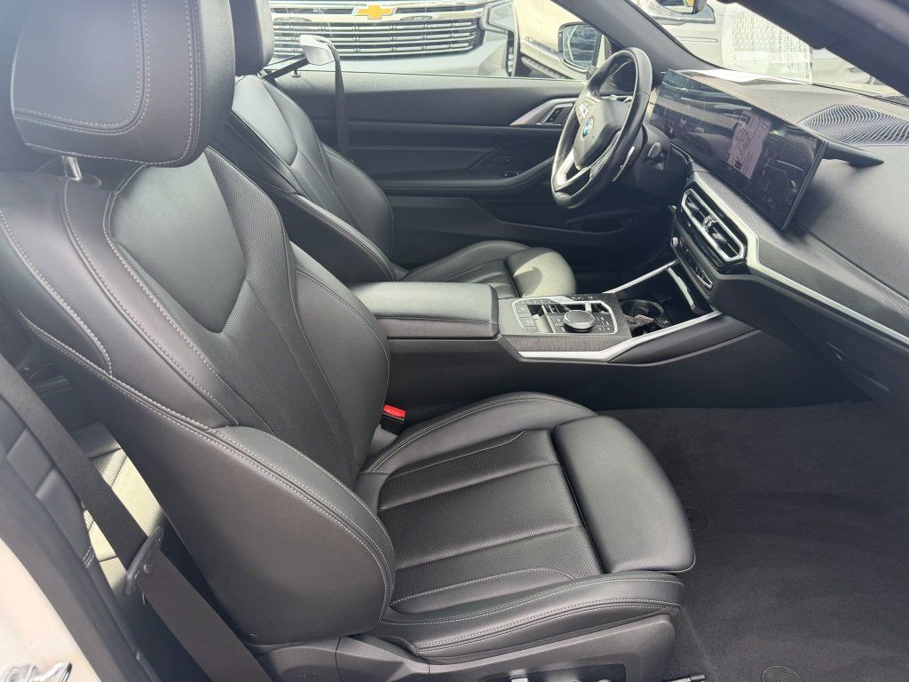 Used 2024 BMW 430i Convertible RWD image 15