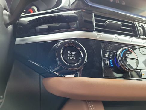 New 2026 Nissan Pathfinder Platinum AWD/4WD image 33