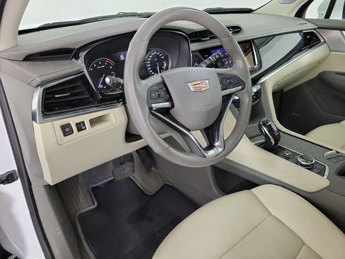 Used 2024 Cadillac XT6 Premium Luxury w/ LPO, Floor Liner Package AWD/4WD image 17