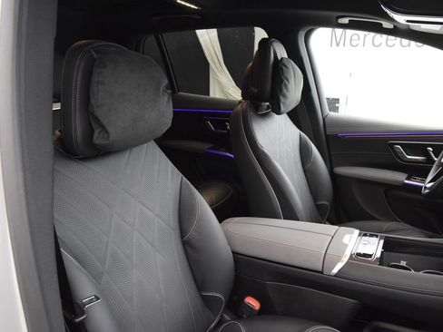 New 2026 Mercedes-Benz EQS 550 4MATIC SUV image 15