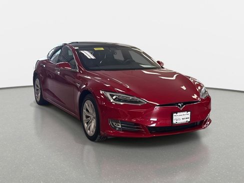 Used 2018 Tesla Model S AWD image 3