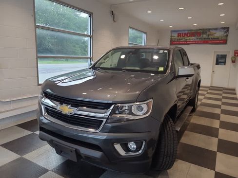 Used 2016 Chevrolet Colorado LT w/ Luxury Package, Chrome AWD/4WD image 2