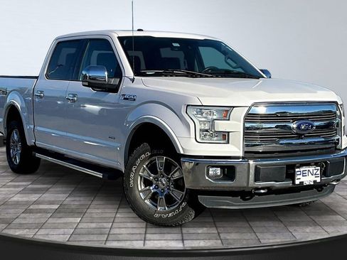 Used 2016 Ford F150 Lariat w/ Equipment Group 502A Luxury AWD/4WD image 3