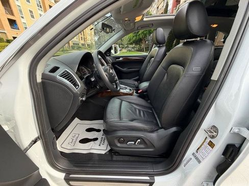 Used 2015 Audi Q5 2.0T Premium Plus w/ Technology Package AWD/4WD image 32