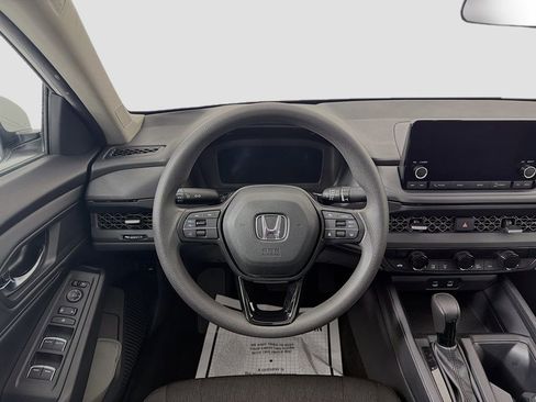 Used 2023 Honda Accord EX image 22