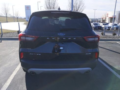 Used 2023 Ford Escape Active image 9