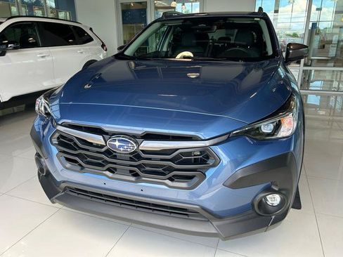 Used 2024 Subaru Crosstrek 2.0i Premium AWD/4WD image 3