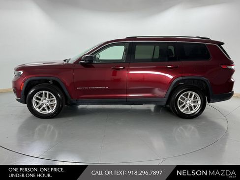 Used 2023 Jeep Grand Cherokee L Laredo AWD/4WD image 9