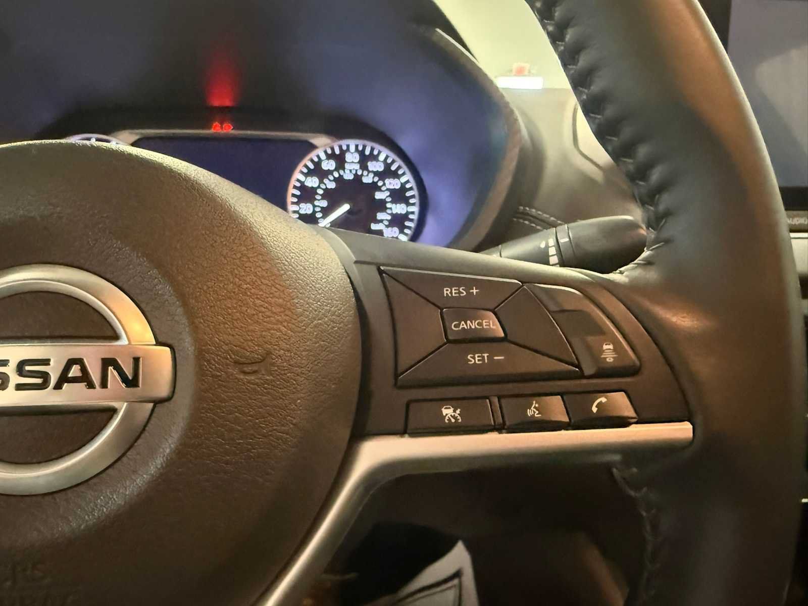Used 2022 Nissan Sentra SV FWD image 30