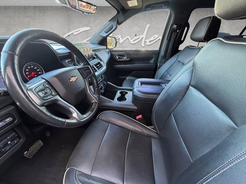 Used 2021 Chevrolet Suburban Premier w/ Premium Package image 23