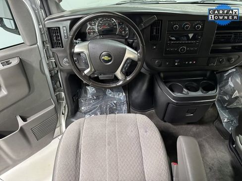 Used 2016 Chevrolet Express 2500 LS image 10