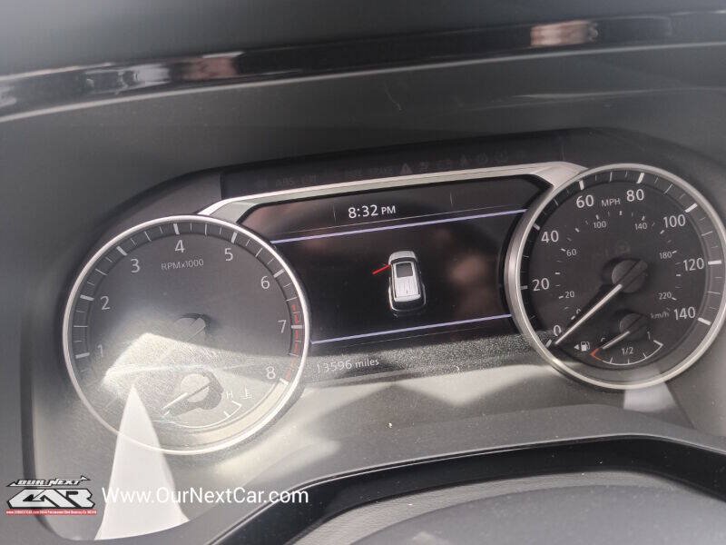 Used 2022 Nissan Pathfinder S w/ Cargo Package FWD image 9