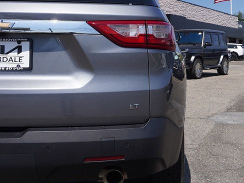 Used 2020 Chevrolet Traverse LT AWD/4WD image 14