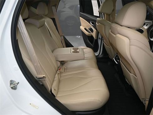 Used 2021 Acura RDX Base image 16
