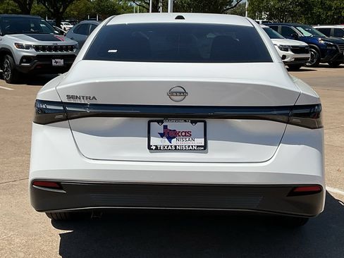New 2026 Nissan Sentra SV w/ SV Convenience Package FWD image 6