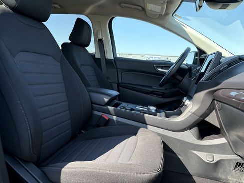 Used 2024 Ford Edge SE w/ Black Appearance Package image 55
