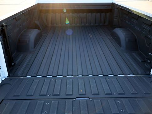 Used 2025 GMC Sierra 2500 SLT w/ Texas SLT Premium Package image 10