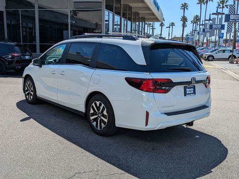 New 2026 Honda Odyssey EX-L image 6