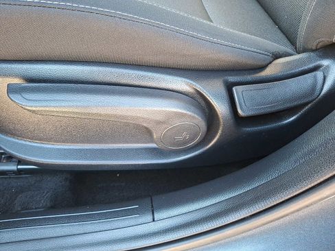 Used 2023 Kia Forte LXS image 10