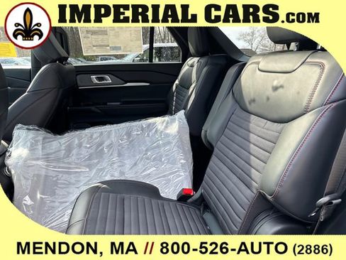 New 2026 Ford Explorer ST-Line w/ ST-Line Street Pack image 16