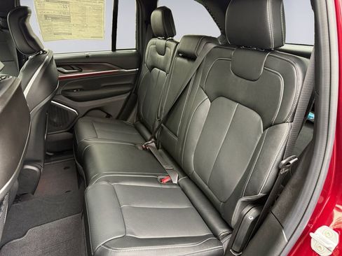 New 2025 Jeep Grand Cherokee Overland w/ Adv Protech Group III image 17