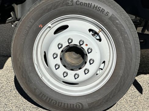 Used 2024 Ford F450 XL w/ XL Chrome Package RWD image 33