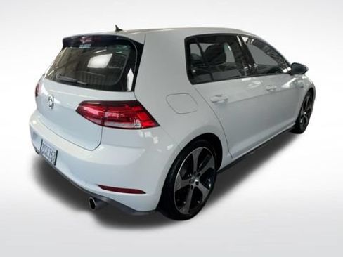 Used 2018 Volkswagen GTI S FWD image 9