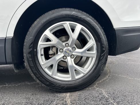 Used 2020 Chevrolet Equinox LT image 20