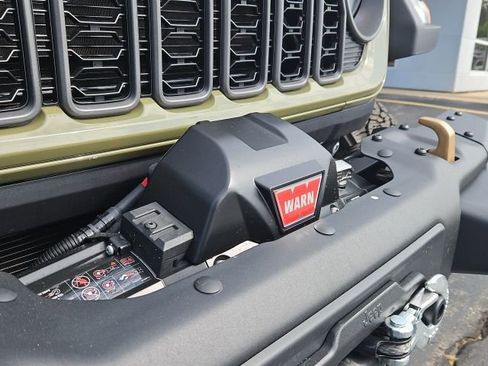 New 2025 Jeep Wrangler Unlimited Rubicon 392 image 5